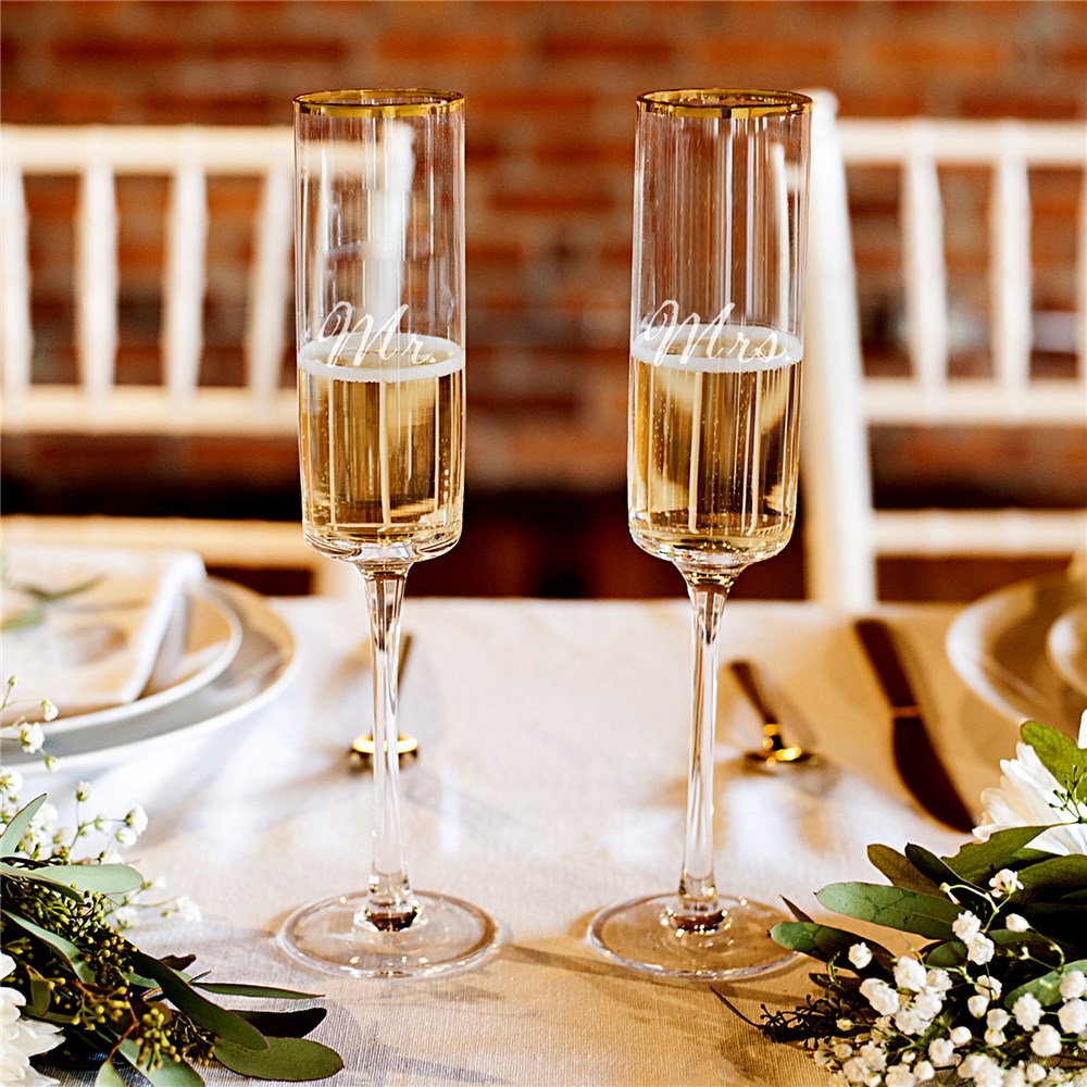 Engraved Mr-Mrs static Gold Rim Chpn. Flute - Set of 2