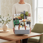 The Connoisseur Gourmet Gift Basket – Wine Country Sweet & Savory Treats