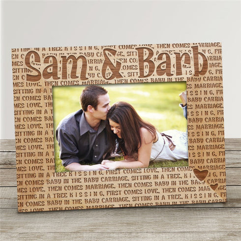 KISSING Wood Picture Frame - Sunny Jar Personalized™