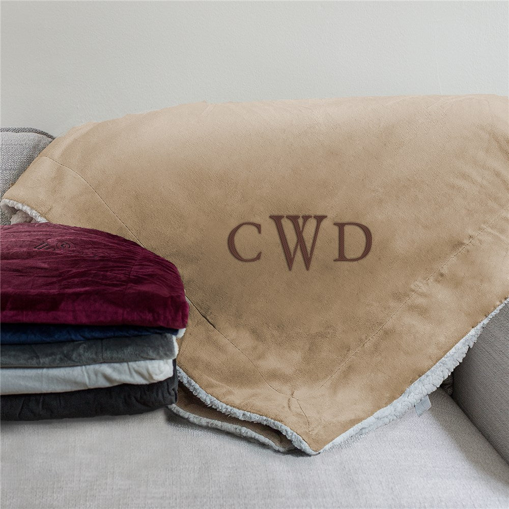 Embroidered Monogram Sherpa Blanket - Sunny Jar Personalized™