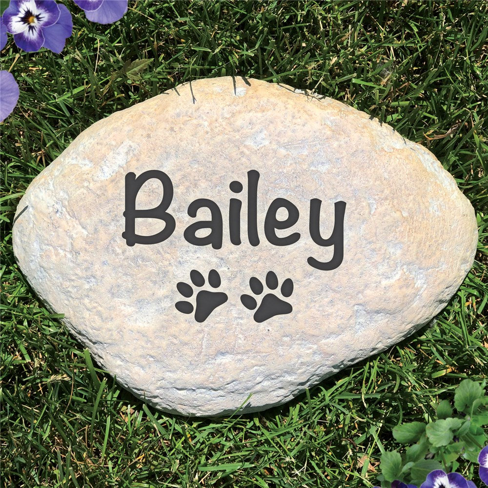 Engraved Pet Name Garden Stone - Sunny Jar Personalized™