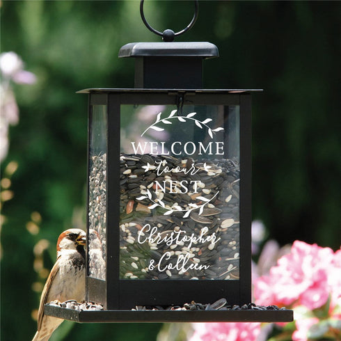 Personalized Welcome to our nest with wreath Bird Feeder - Sunny Jar Personalized™